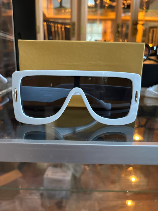 Loewe Main Character Oversized Sunglasses
