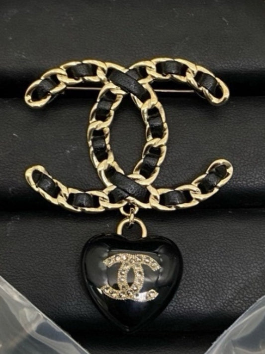 CC Black and Gold Chain-Link Brooch