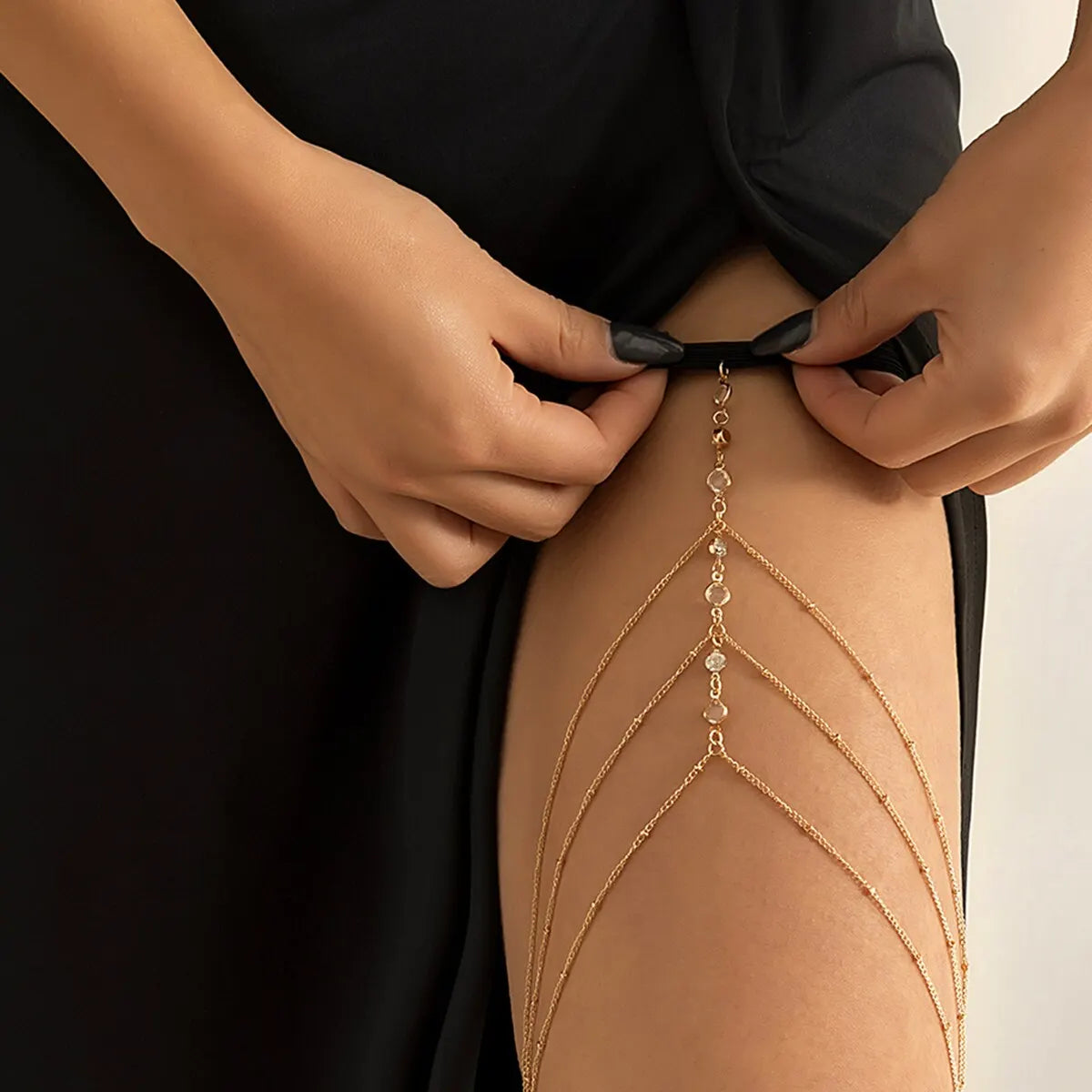 Luxe Cascade Crystal Leg Chain